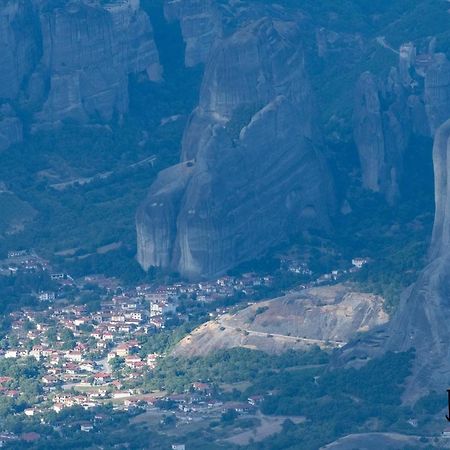 קאלאבאקה Majestic View Home Just Under Meteora Unesco Site מראה חיצוני תמונה