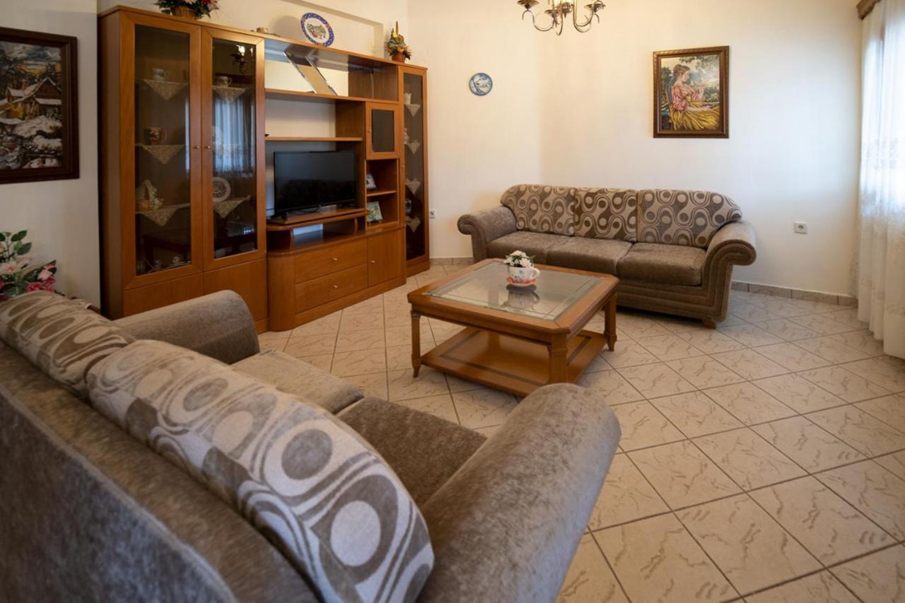 קאלאבאקה Majestic View Home Just Under Meteora Unesco Site מראה חיצוני תמונה