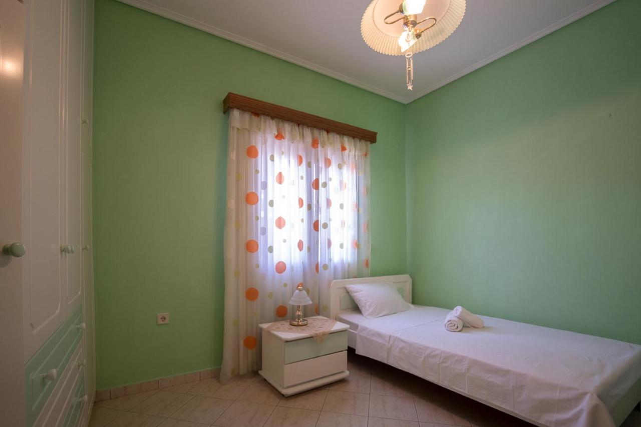 קאלאבאקה Majestic View Home Just Under Meteora Unesco Site מראה חיצוני תמונה