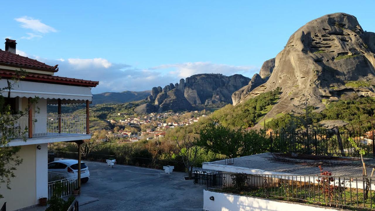 קאלאבאקה Majestic View Home Just Under Meteora Unesco Site מראה חיצוני תמונה